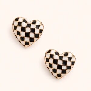 Black White Checkerboard Heart Enamel Stud Earrings (1201)